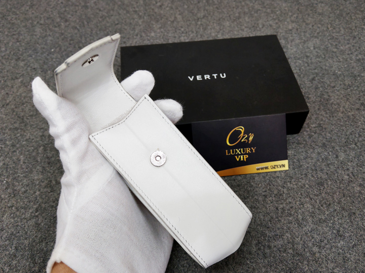 Bao da vertu s white