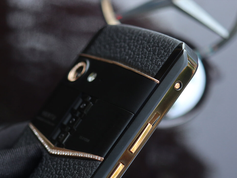 Vertu Aster P Black Mixd Gold Diamonds