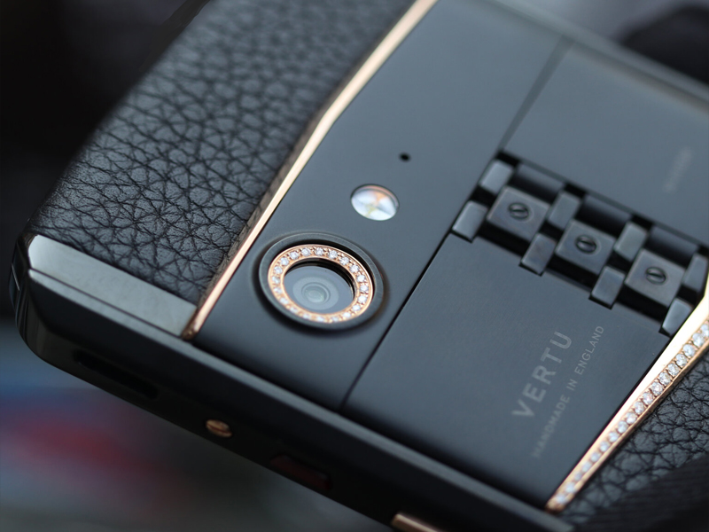 Vertu Aster P Black Mixd Gold Diamonds Vertu Aster P Black Mixd Gold Diamonds
