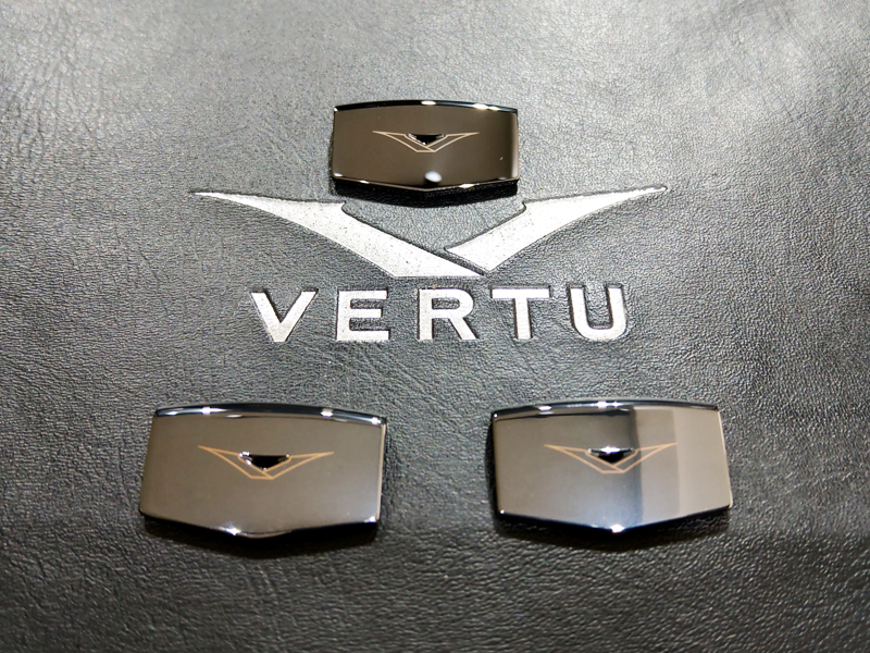 V gốm zin Vertu signature