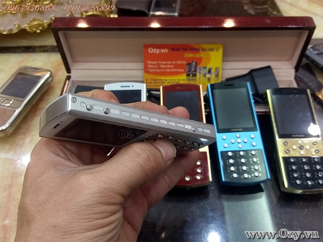 Mobiado 712 zaf white đá sườn