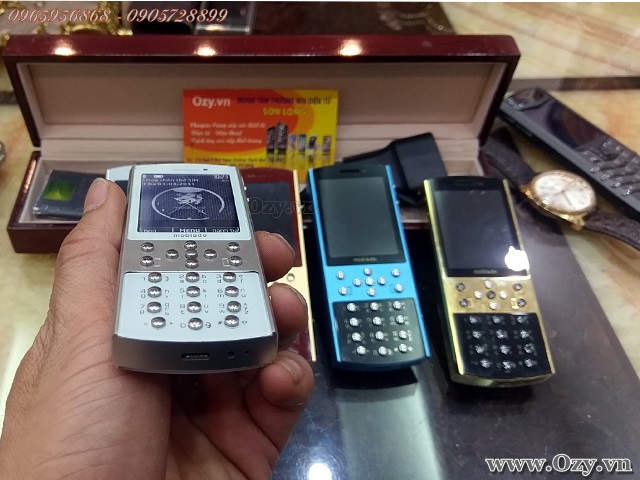 Mobiado 712 zaf white đá sườn