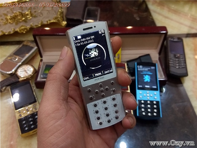 Mobiado 712 zaf white đá sườn