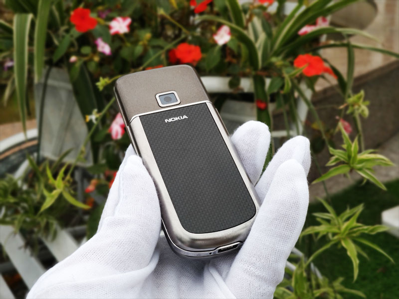 Nokia 8800 Carbon chính hãng 