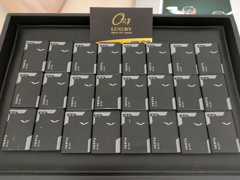 Pin Vertu signature S chính hãng