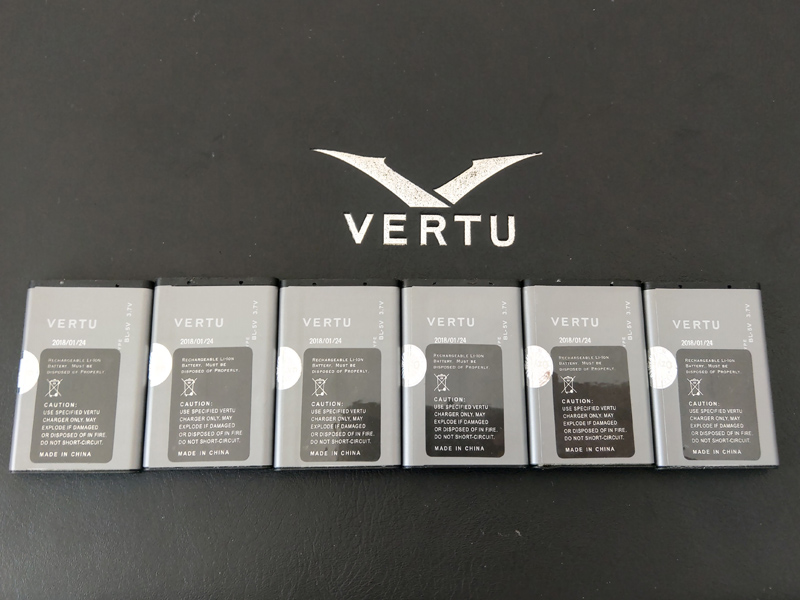 Pin Vertu signature S cao cấp
