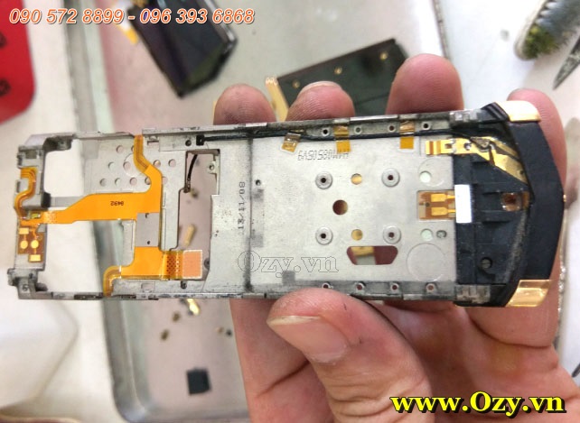 Cận cảnh mổ xẻ vertu signature s gold chính hãng