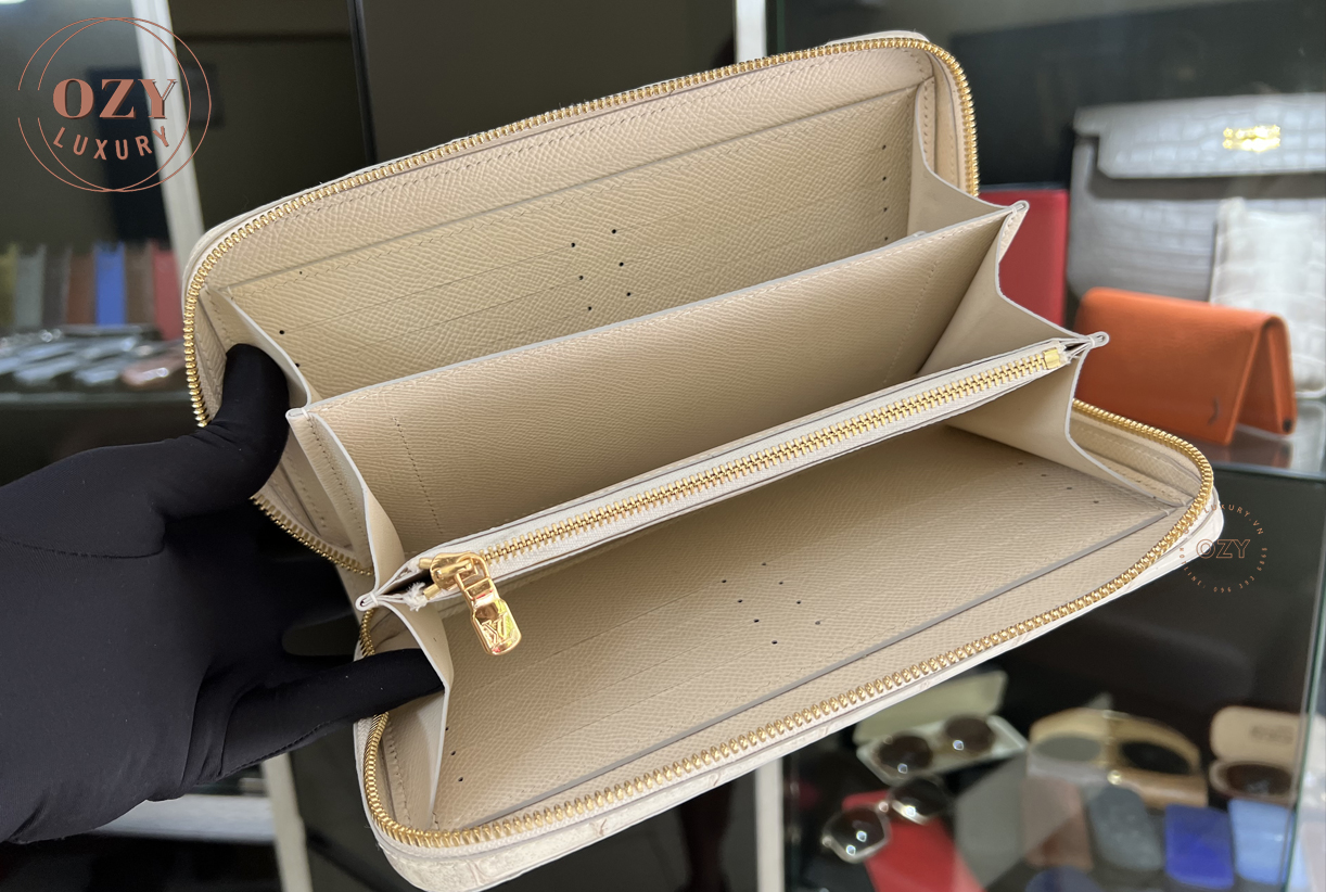 Clutch nam cầm tay da cá pháp