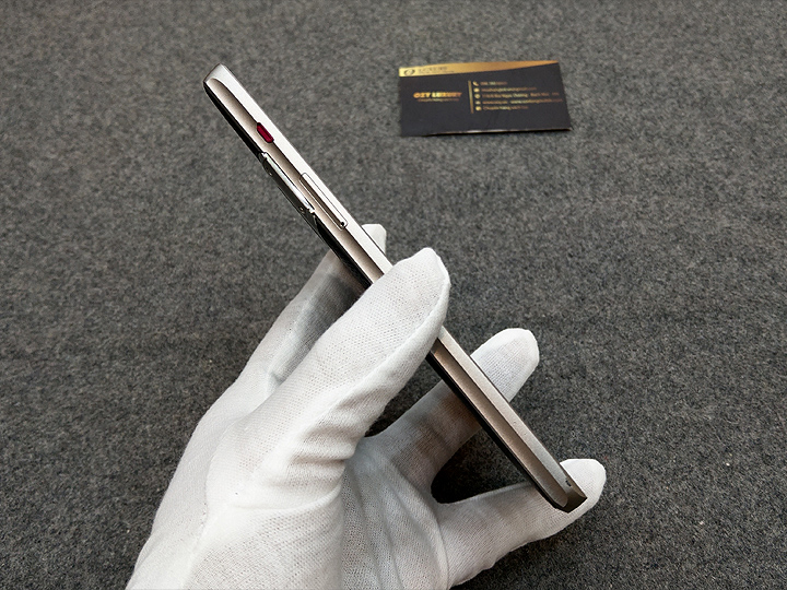 vertu-constellation-x-chinh-hang