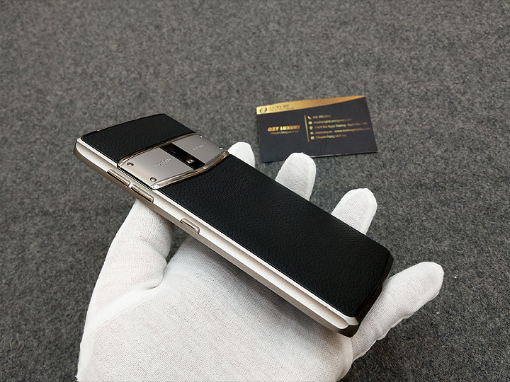 vertu-constellation-x-chinh-hang