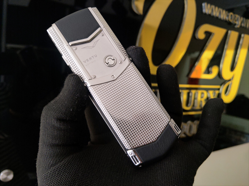 Vertu Clous de paris chính hãng