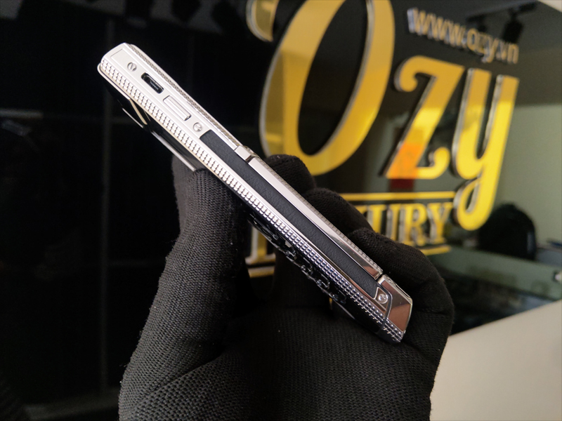 Vertu Clous de paris chính hãng