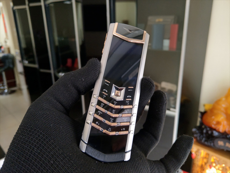 Vertu điểm vàng hồng ceramic