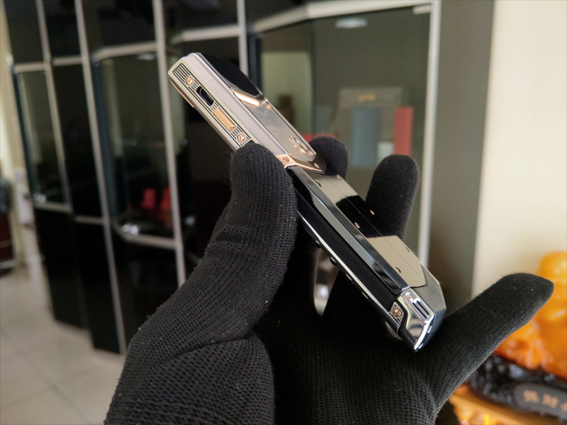 Vertu điểm vàng hồng ceramic