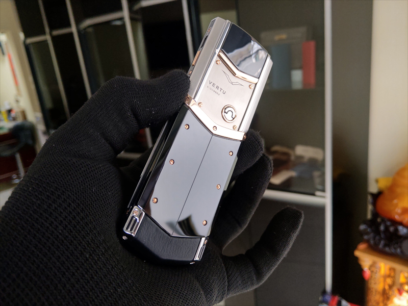 Vertu điểm vàng hồng ceramic Vertu điểm vàng hồng ceramic
