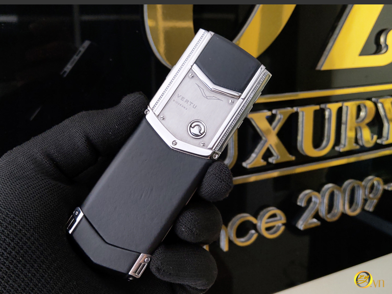 Vertu chính hãng Alligator Skin Diamond