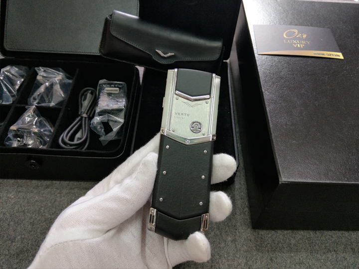 vertu-signature-s-chinh-hang