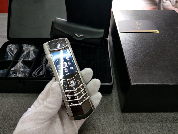 vertu-signature-s-chinh-hang