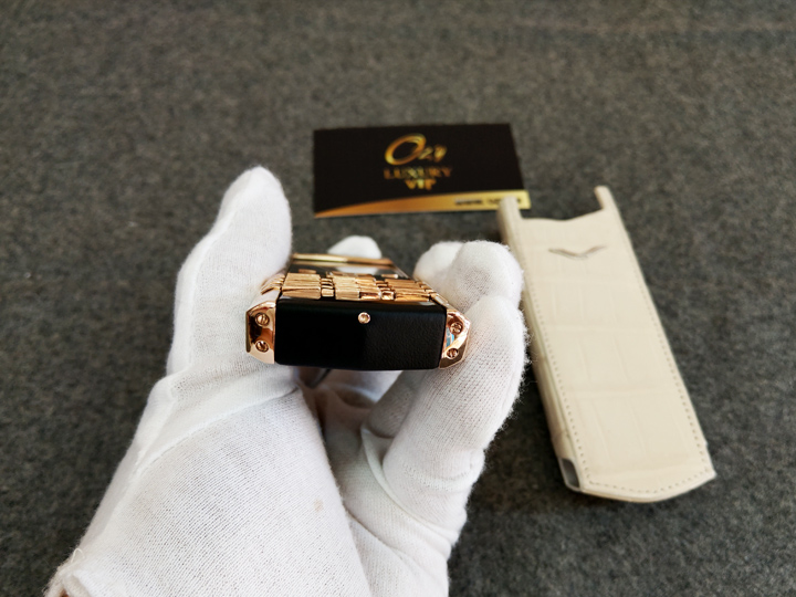 Signature s vàng khối diamonds