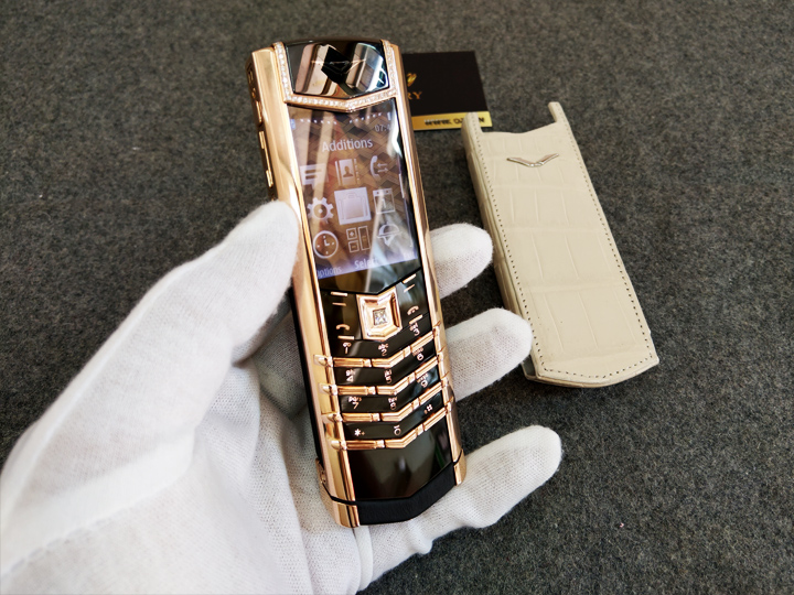 vertu vàng khối chế tác