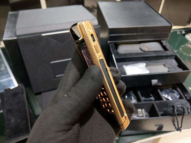 Vertu Cloude paris Rose gold