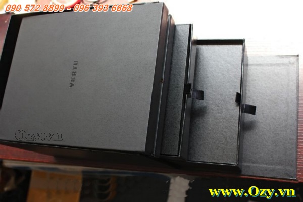 Vertu ti Black Gold cũ chính hãng
